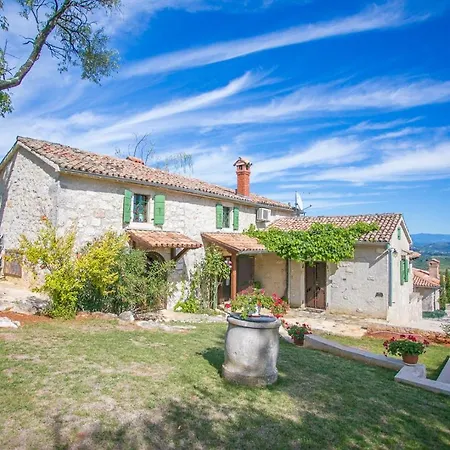 Unique Bosket With Pool And Jacuzzi Surrounded By Nature Villa Vižinada