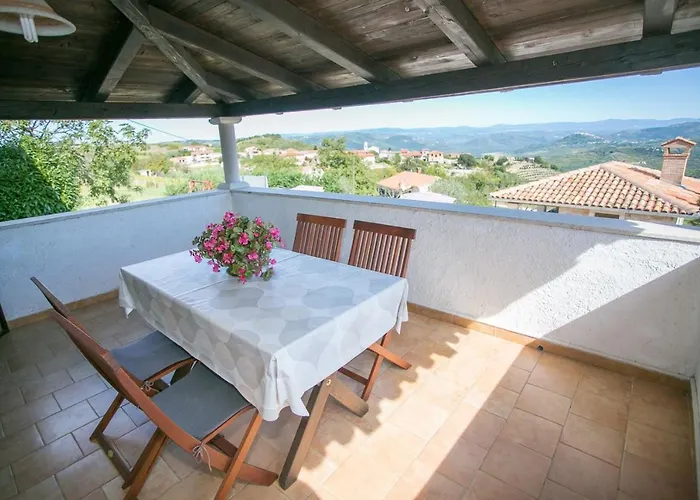 Villa Unique Bosket With Pool And Jacuzzi Surrounded By Nature Vižinada
